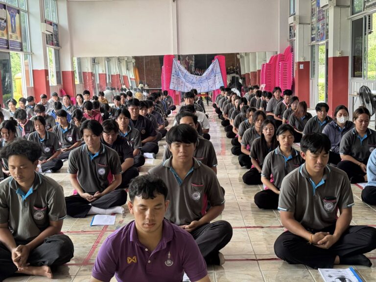 กิจกรรมสวดมนต์ไหว้พระ ทุกวันพุธ