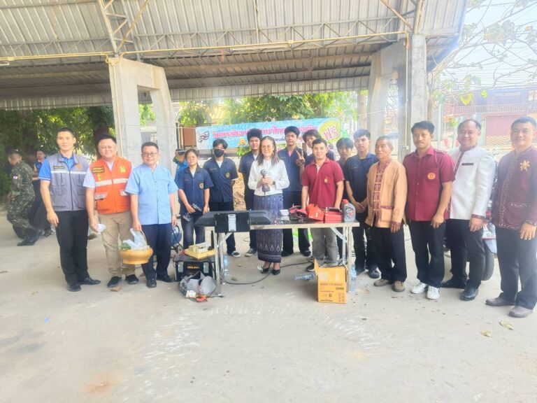 โครงการศูนย์ดำรงธรรมอำเภอยิ้มเคลื่อนที่ ณ วัดกกต้อง ตำบลกุดหว้า